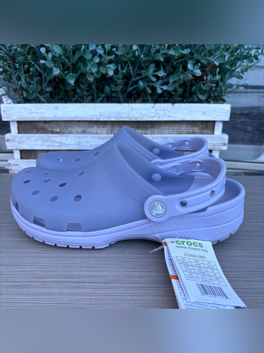Crocs Classic Clogs - Picture 2 of 11